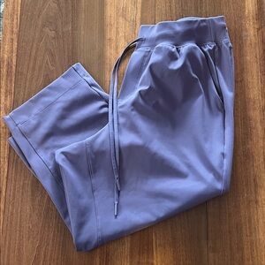 LIVI Women’s Lavender Drawstring Knit Trouser Capri